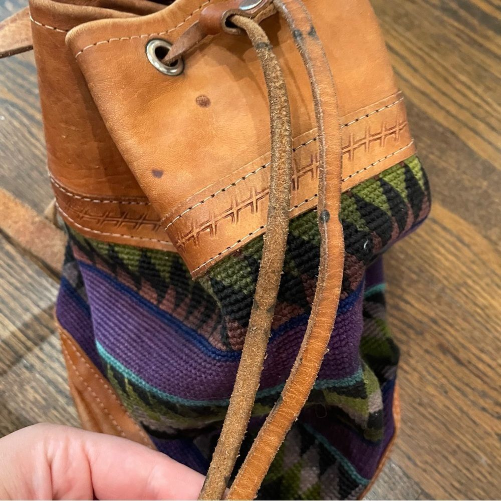 VINTAGE Aztec Tapestry & Tan Leather Drawstring Backpack - Picture 9 of 10